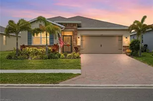 628 Parkshore Lk Ave, Cape Coral, FL 33993 - Photo 30