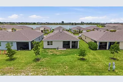 628 Parkshore Lake Ave, Cape Coral, FL 33993 - Photo 38