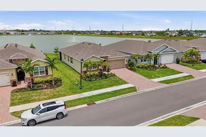 628 Parkshore Lake Ave, Cape Coral, FL 33993 - Photo 34