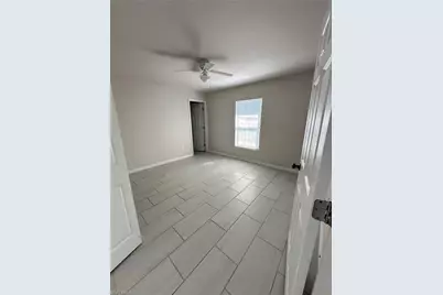 1027 Andalusia Blvd, Cape Coral, FL 33909 - Photo 4
