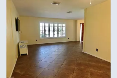 17150 Laurelin Ct, North Fort Myers, FL 33917 - Photo 4