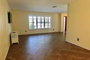 17150 Laurelin Ct, North Fort Myers, FL 33917 - Photo 4
