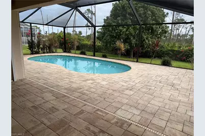 2401 SW 38th Ter, Cape Coral, FL 33914 - Photo 4