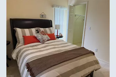 2401 SW 38th Ter, Cape Coral, FL 33914 - Photo 12