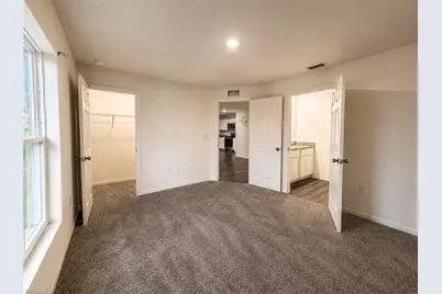936 Panda Dr, Lehigh Acres, FL 33974 - Photo 6