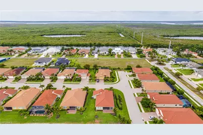 3036 Sunset Pointe Cir, Cape Coral, FL 33914 - Photo 32