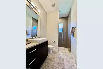 8533 S Lake Cir, Fort Myers, FL 33908 - Photo 38
