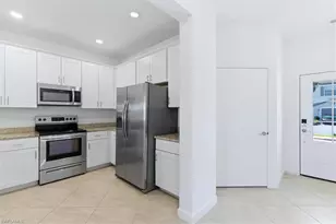 14128 Pine Lodge Ln, Fort Myers, FL 33913 - Photo 8