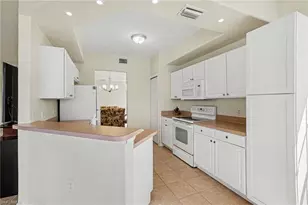 10025 Sky View Way, Fort Myers, FL 33913 - Photo 10