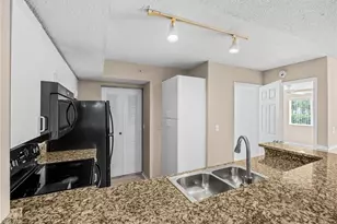 1590 S 42ND Cir, Vero Beach, FL 32967 - Photo 8
