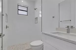 2204 NE 14th Pl, Cape Coral, FL 33909 - Photo 30