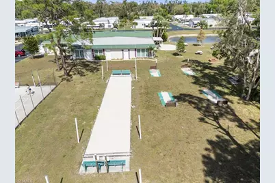 952 Days Ln, North Fort Myers, FL 33917 - Photo 38