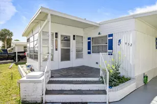 952 Days Ln, North Fort Myers, FL 33917 - Photo 2