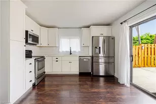 1418 Park Shore Cir, Fort Myers, FL 33901 - Photo 4