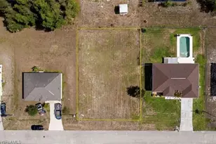 225 Manasota St, Fort Myers, FL 33913 - Photo 1