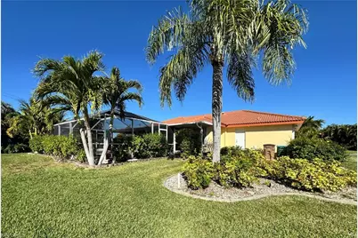 136 SE 45th Ter, Cape Coral, FL 33904 - Photo 4