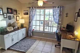 1305 SW 24th St, Cape Coral, FL 33991 - Photo 12