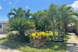 4808 Lucaya Dr, Cape Coral, FL 33904 - Photo 2