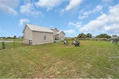1177 Jay Ter, Labelle, FL 33935 - Photo 22