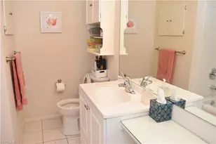 6801 Lake McGregor Cir, Fort Myers, FL 33919 - Photo 12