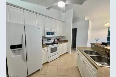 910 SW 3rd Ave, Cape Coral, FL 33991 - Photo 8