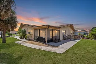 4353 Country Club Blvd, Cape Coral, FL 33904 - Photo 14