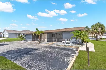 4353 Country Club Blvd #B, Cape Coral, FL 33904 - Photo 4