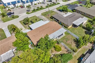 4913 Vincennes St, Cape Coral, FL 33904 - Photo 16