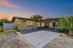 4913 Vincennes St, Cape Coral, FL 33904 - Photo 4