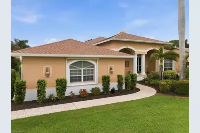 14760 Royal Oak Ct, Fort Myers, FL 33919 - Photo 4