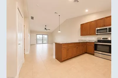4109 SW 8th Pl #201, Cape Coral, FL 33914 - Photo 2