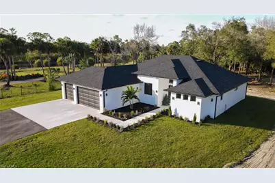 2565 28th Ave SE, Naples, FL 34117 - Photo 30