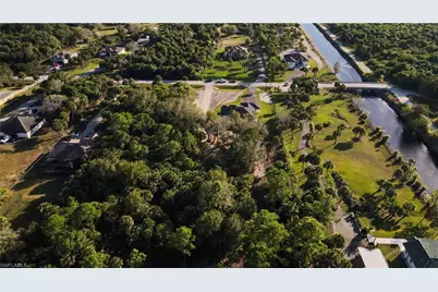 2565 28th Ave SE, Naples, FL 34117 - Photo 34