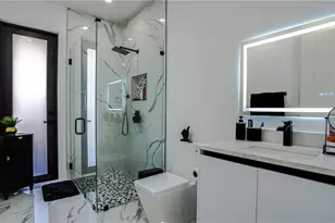 2565 28th Ave SE, Naples, FL 34117 - Photo 16