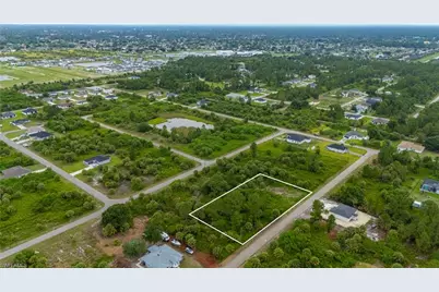 312 Laurel Ave S, Lehigh Acres, FL 33974 - Photo 10