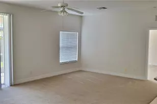 902 SW 21st Ln, Cape Coral, FL 33991 - Photo 6