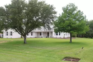 5621 Cypress Creek Dr, Grant, FL 32949 - Photo 2