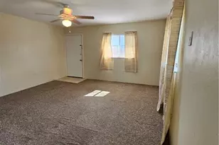8101 Country Rd, Fort Myers, FL 33919 - Photo 10