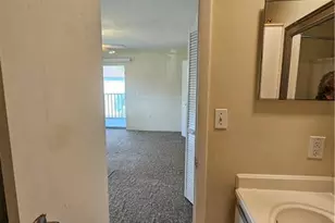 8101 Country Rd, Fort Myers, FL 33919 - Photo 28