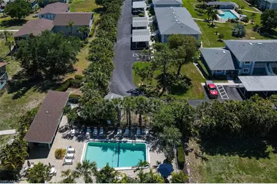 8101 Country Rd #201, Fort Myers, FL 33919 - Photo 4