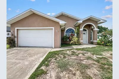 2105 NE 15th Ter, Cape Coral, FL 33909 - Photo 2