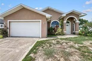 2105 NE 15th Terrace, Cape Coral, FL 33909 - Photo 2