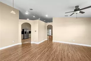 2105 NE 15th Terrace, Cape Coral, FL 33909 - Photo 6