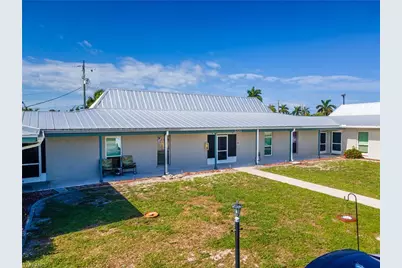 5725 Genesee Pkwy #10, Bokeelia, FL 33922 - Photo 2