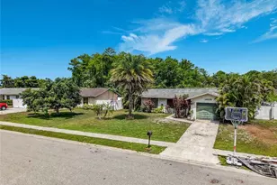 15506 Spring Line Ln, Fort Myers, FL 33905 - Photo 4