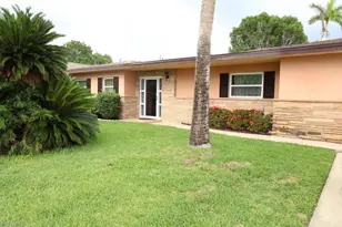 5227 Glade Ct, Cape Coral, FL 33904 - Photo 2