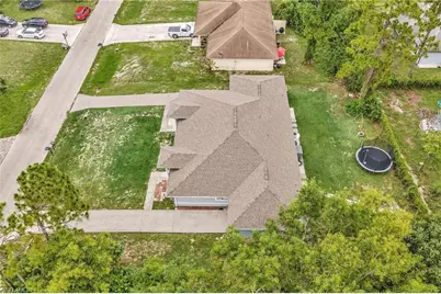 5327 30th St SW, Lehigh Acres, FL 33973 - Photo 8