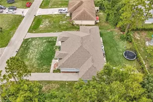 5327 30th St SW, Lehigh Acres, FL 33973 - Photo 8