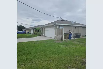 2405-2407 Paul Ave S, Lehigh Acres, FL 33973 - Photo 2