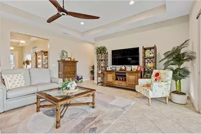 2875 Sunset Pointe Cir E, Cape Coral, FL 33914 - Photo 4